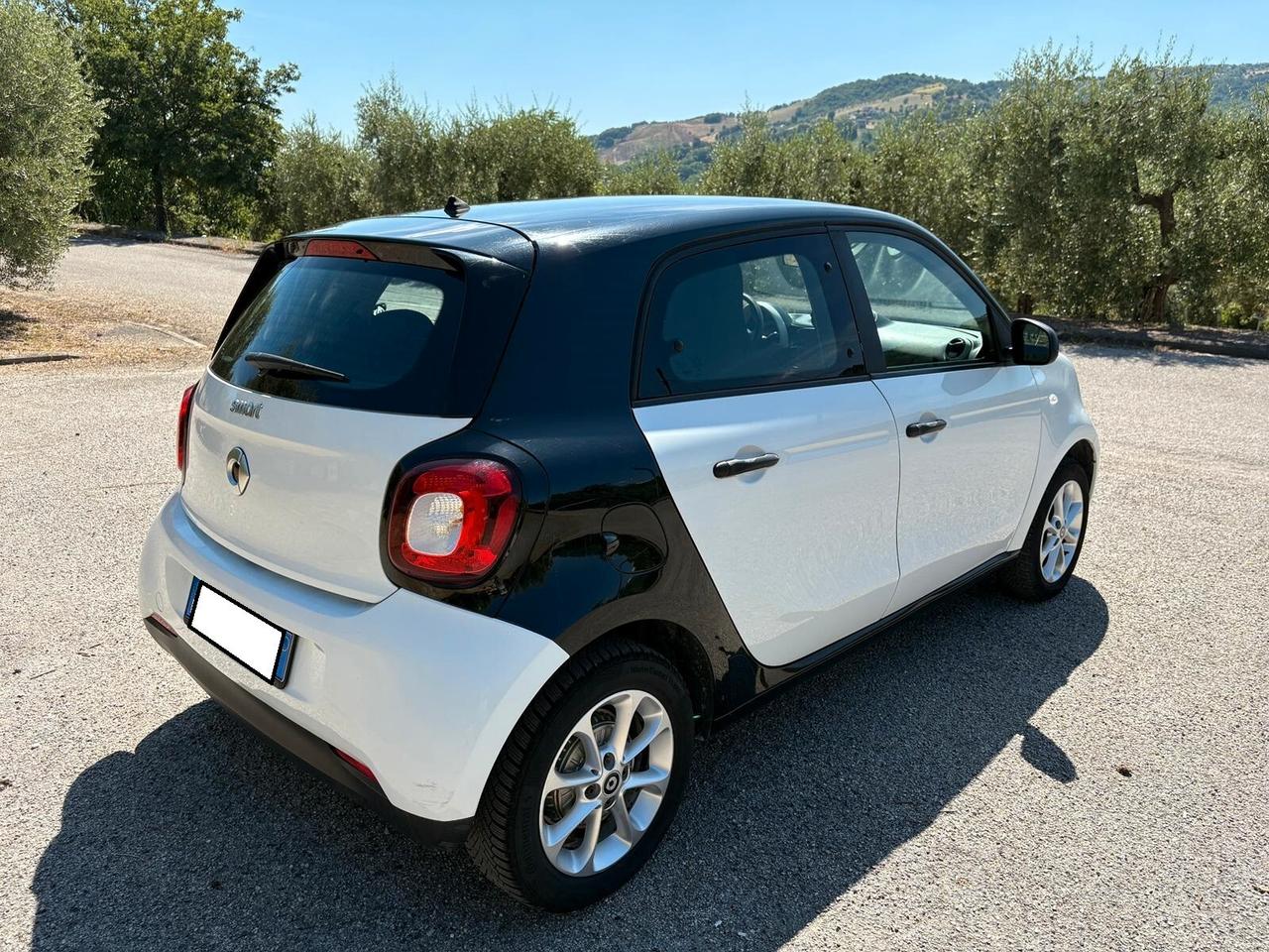 SMART ForFour 1.0mhd S&S Passion 71 4P - 2016