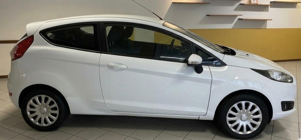 Ford Fiesta 1.5 TDCi 75CV 3 porte Titanium