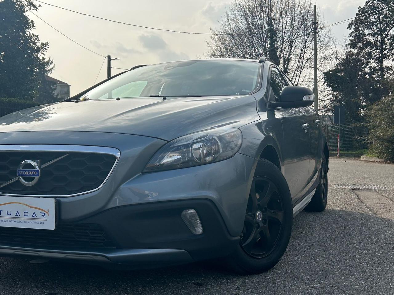 Volvo V40 Kinetic 2.0 D3 #9721