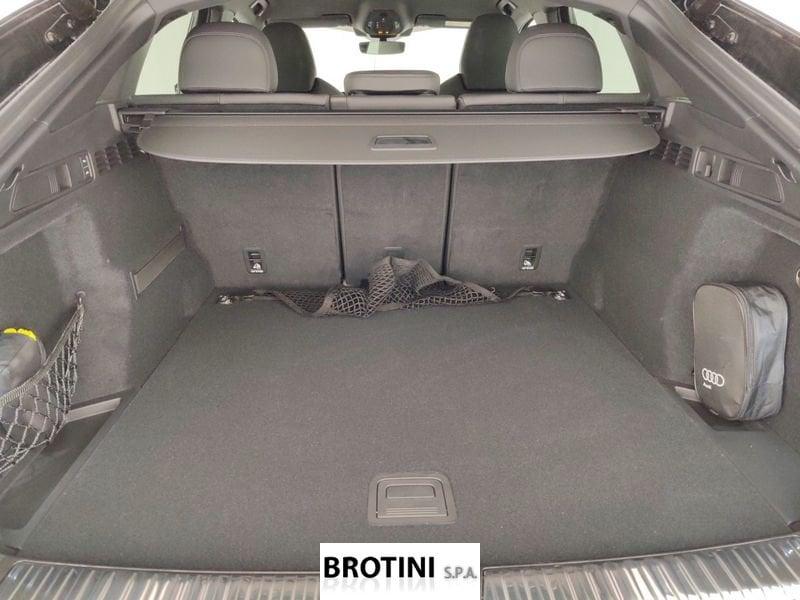 Audi SQ5 Sportback 3.0 TFSI SQ5 Sport Attitude S tronic quattro