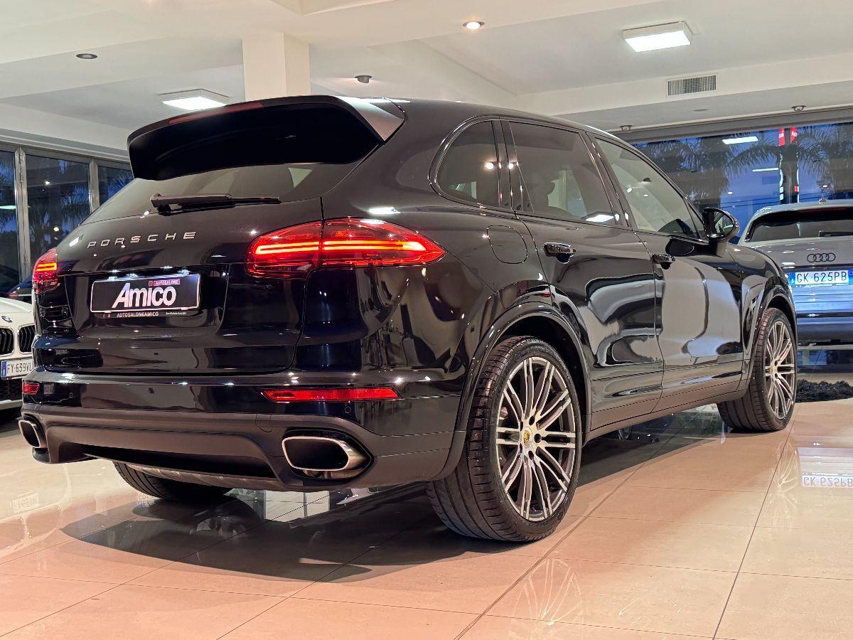 PORSCHE Cayenne 3.0 Diesel Platinum Edition