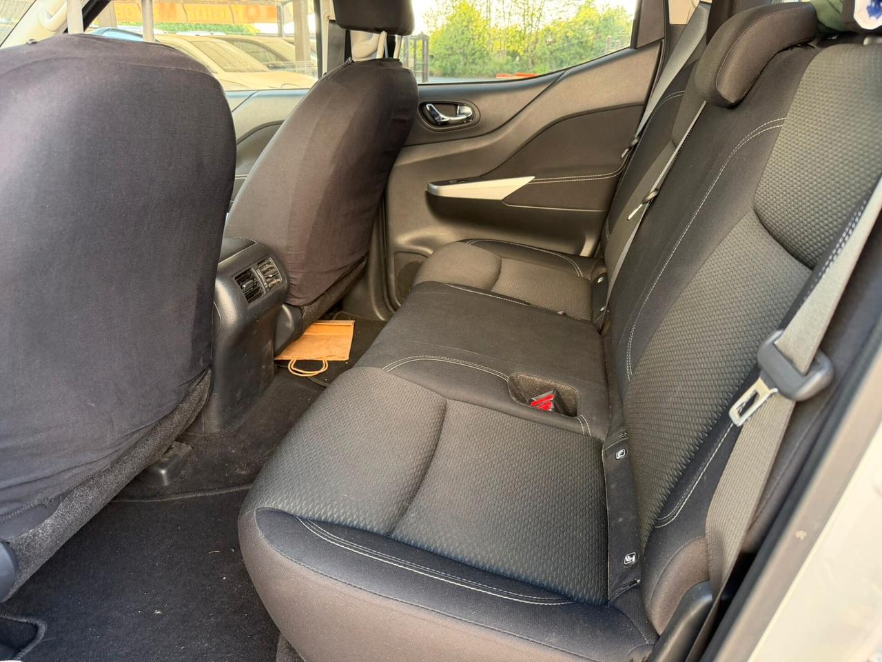 Nissan Navara 2.3 dCi 4WD Double Cab N-Connecta