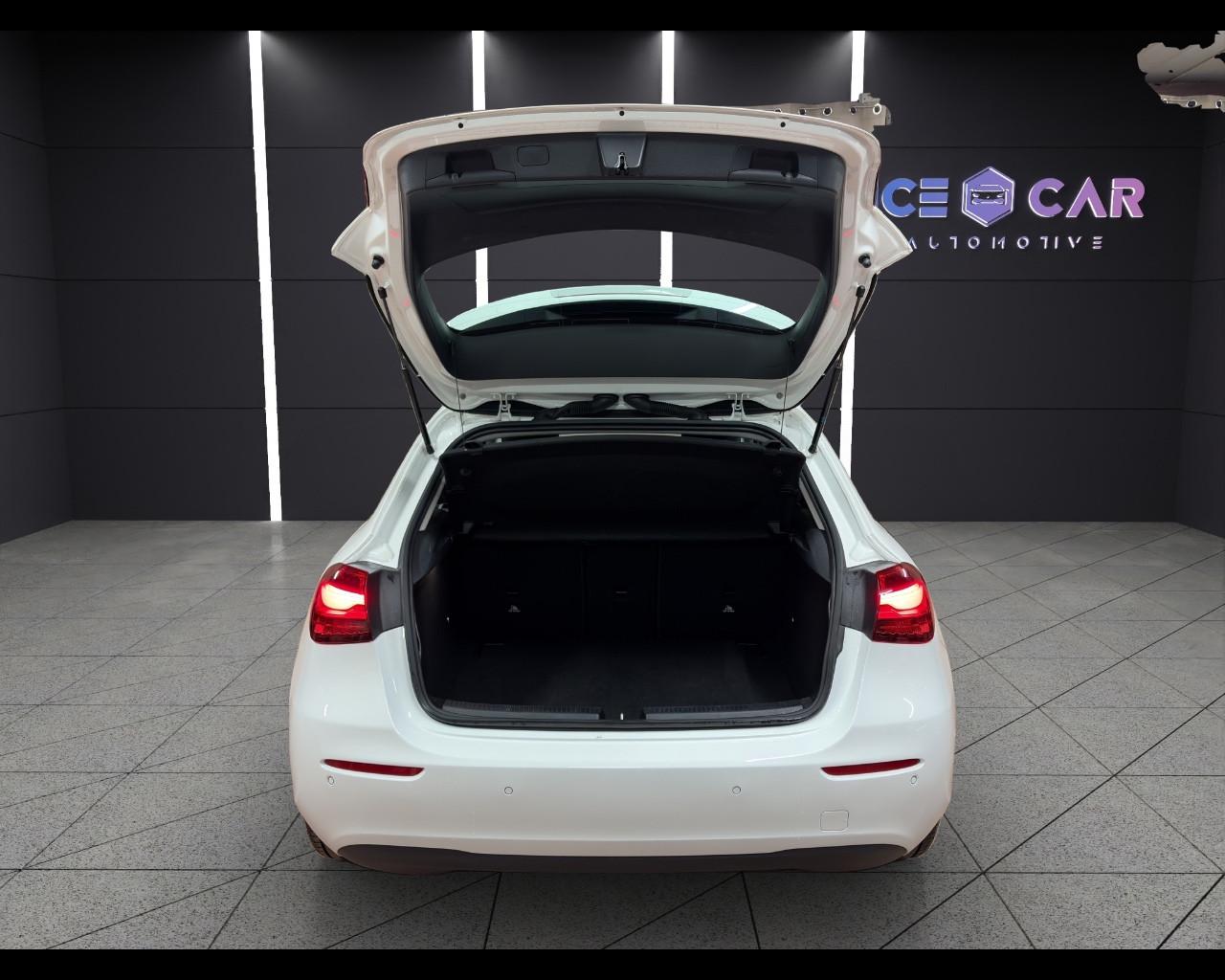 Mercedes-Benz A 180 d Automatic Advanced