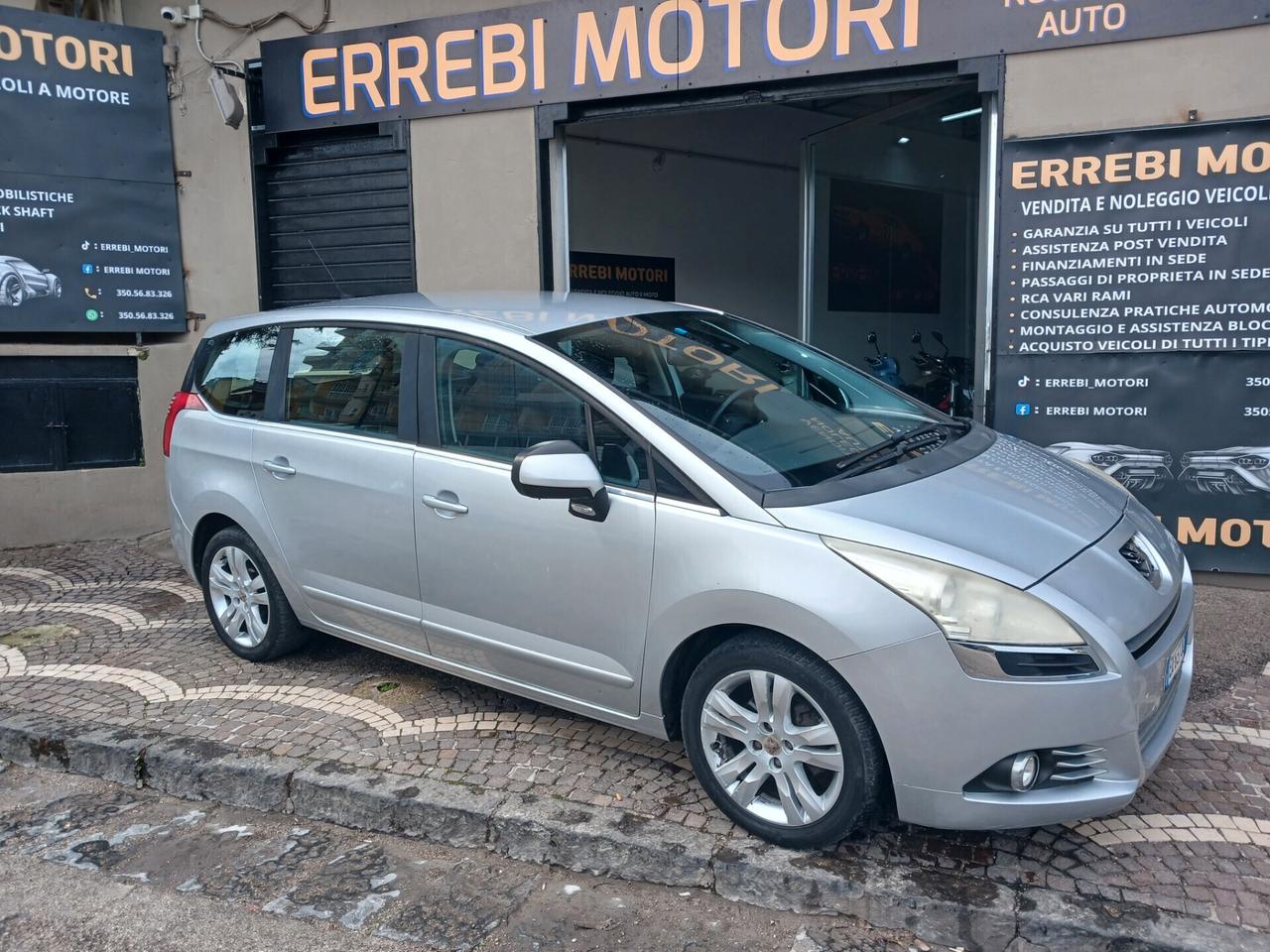 Peugeot 5008 1.6 HDi 7 POSTI