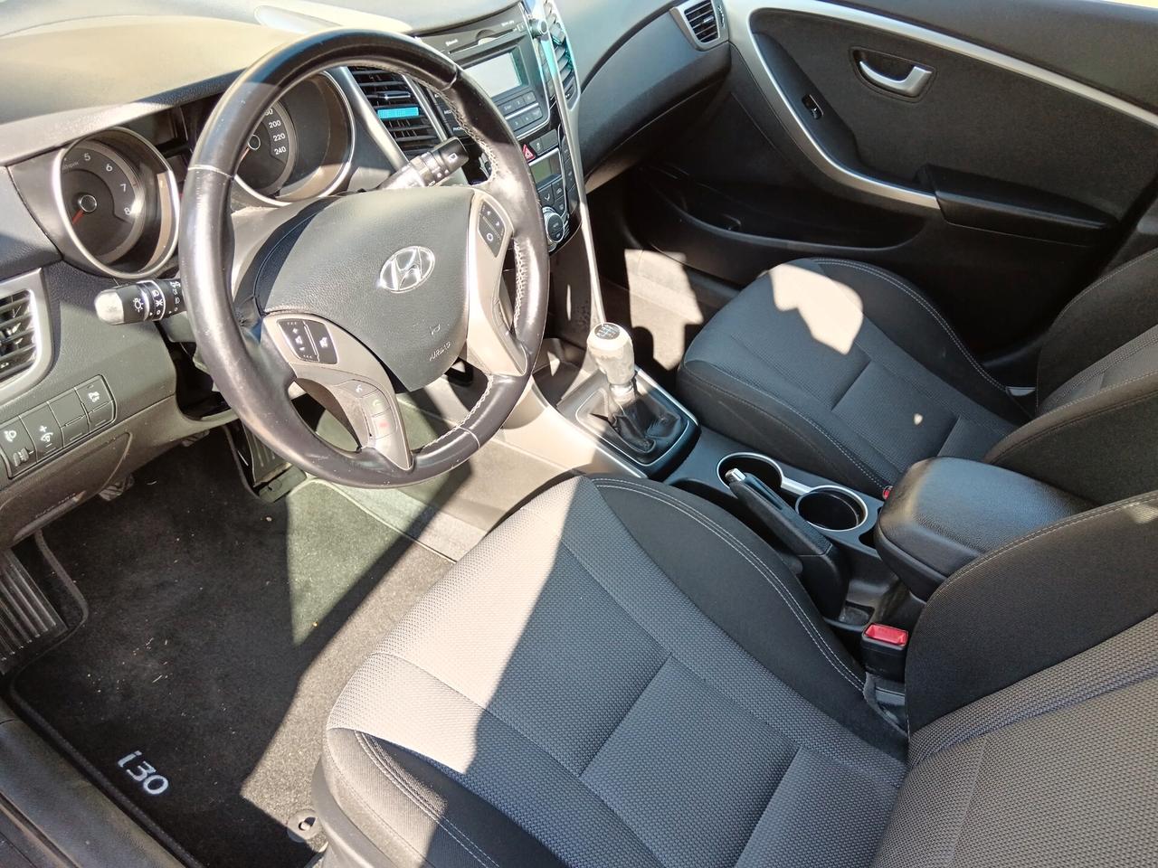 Hyundai i30 1.4 5p. Comfort