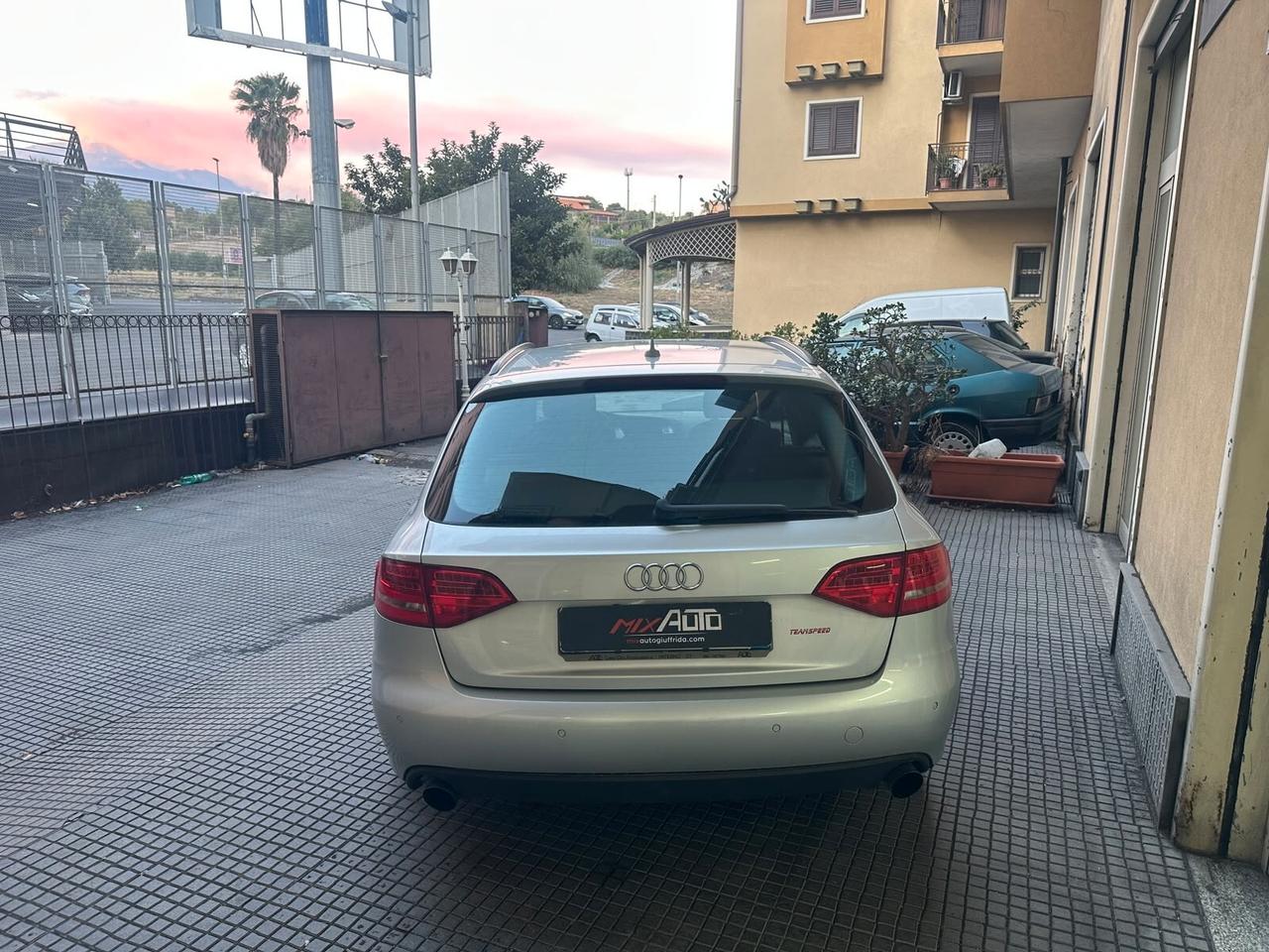 Audi A4 Avant 2.7 V6 TDI 190CV