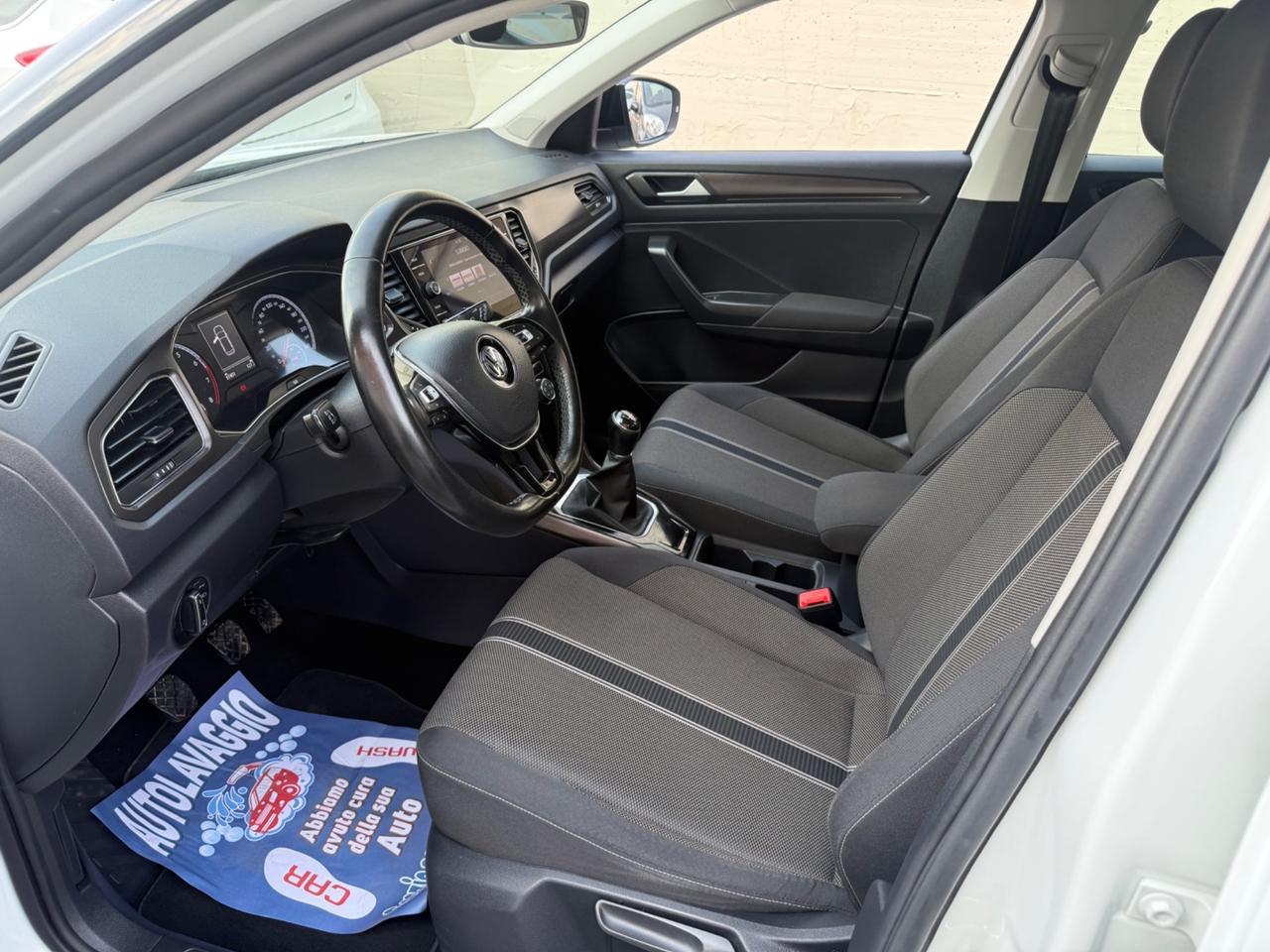 Volkswagen T-Roc 1.0benzina - 2019
