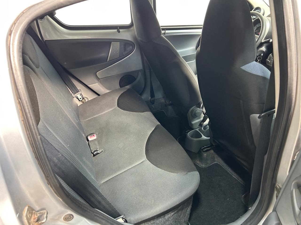 Toyota Aygo 1.0 12V VVT-i 5 porte