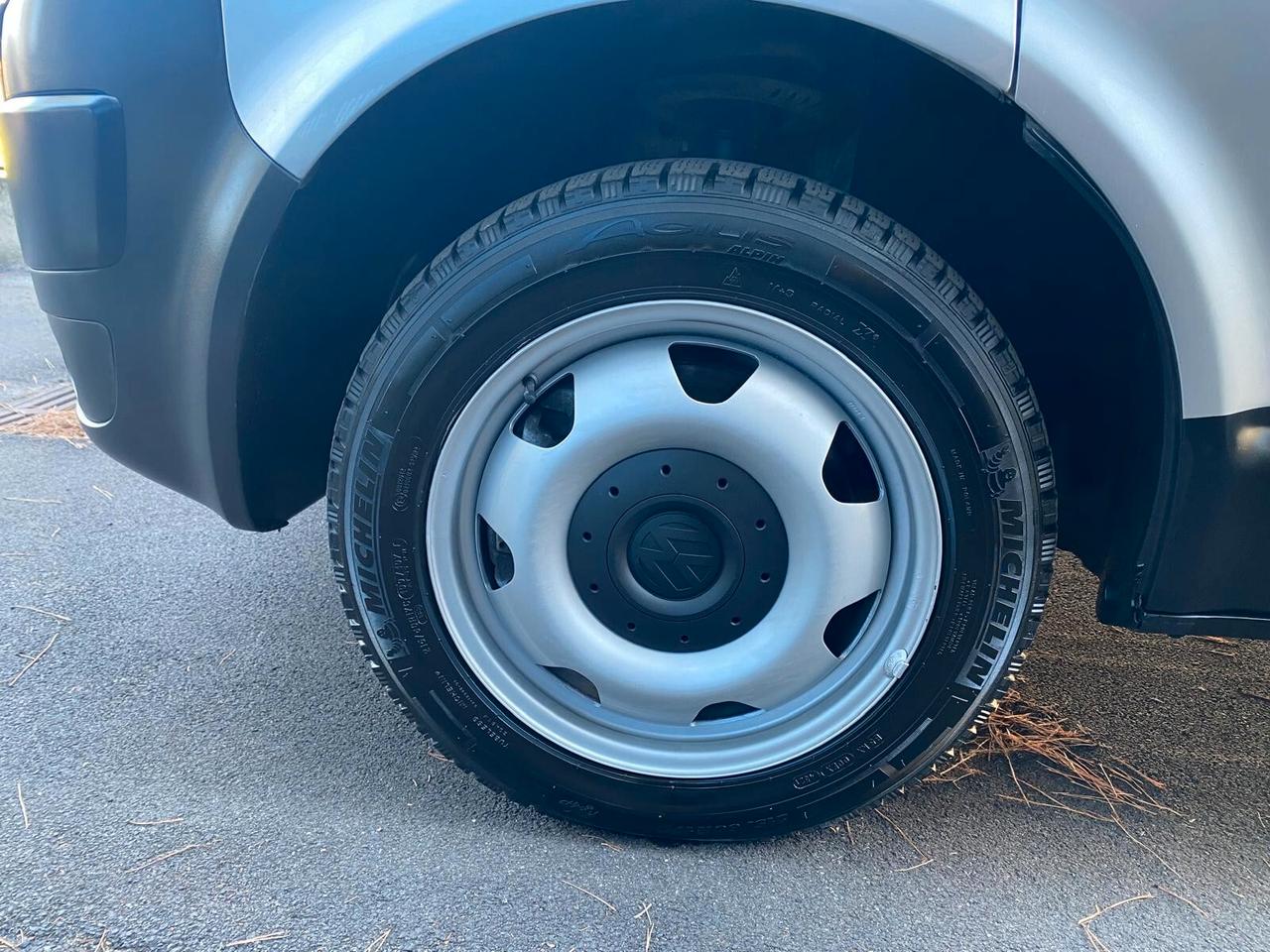 Volkswagen T5 Caravelle 7 POSTI -TAGLIANDI VW - GARANZIA