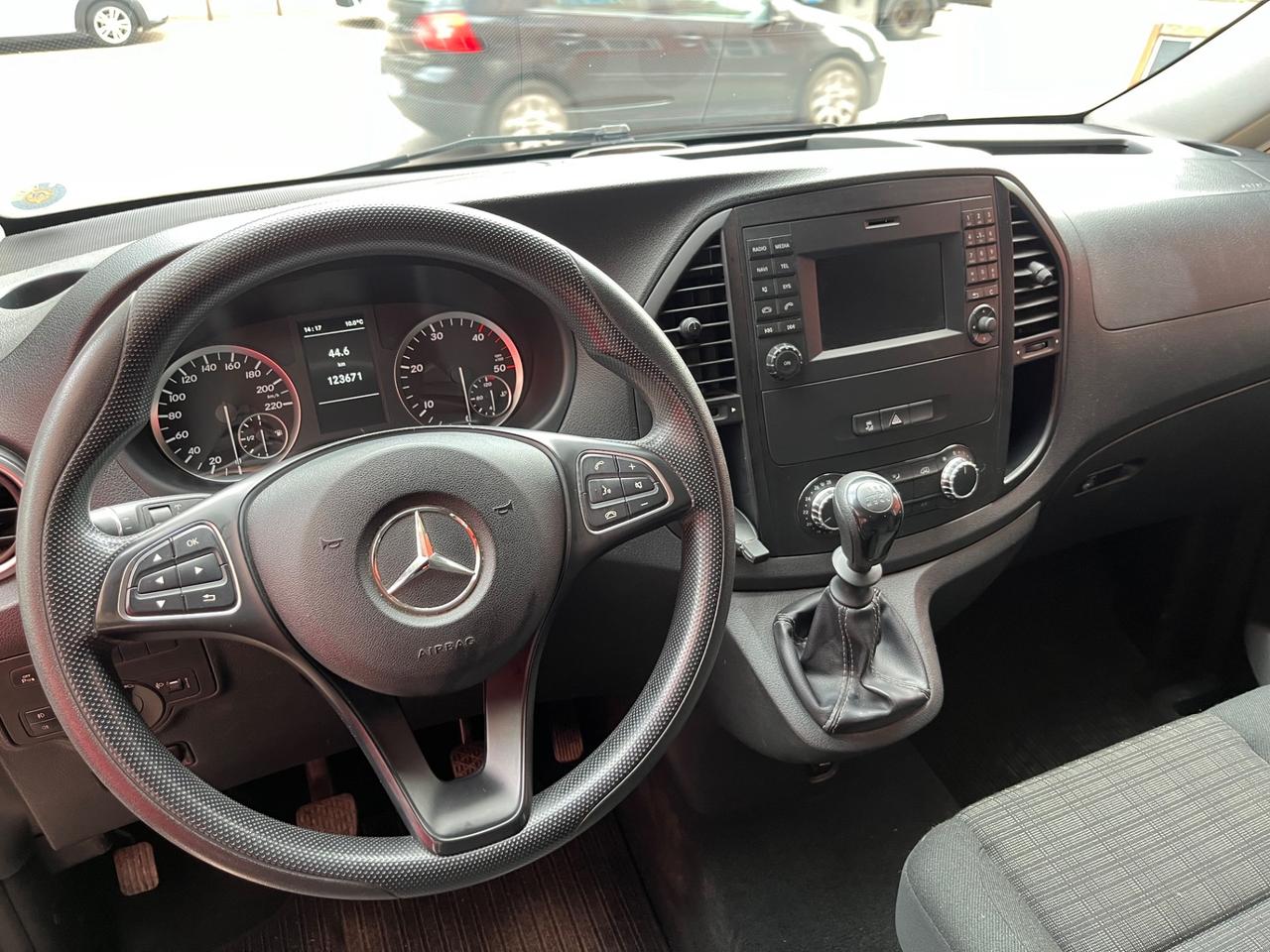 Mercedes-benz Vito 2.2 114 CDI - 9 POSTI