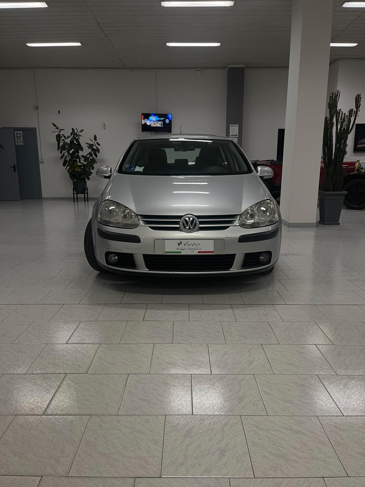 Volkswagen Golf 5a Serie 1.6 5P Comfortline