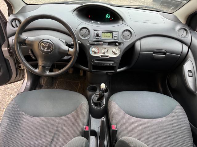 TOYOTA Yaris FUORI TUTTO!!!!!!!!!!!!!!!1.4 tdi D-4D cat 5 porte