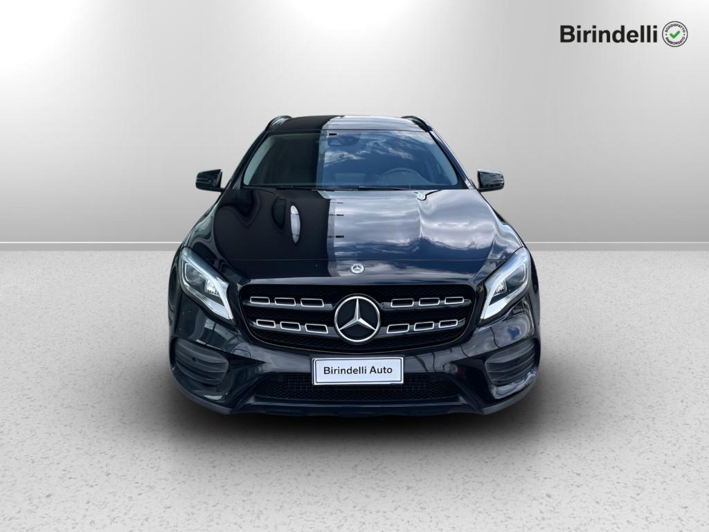 Mercedes-Benz GLA (X156) - GLA 180 Premium