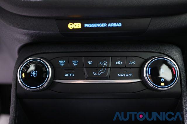 FORD Fiesta 1.1 75 CV 5 PORTE TITANIUM NEOPATENTATI