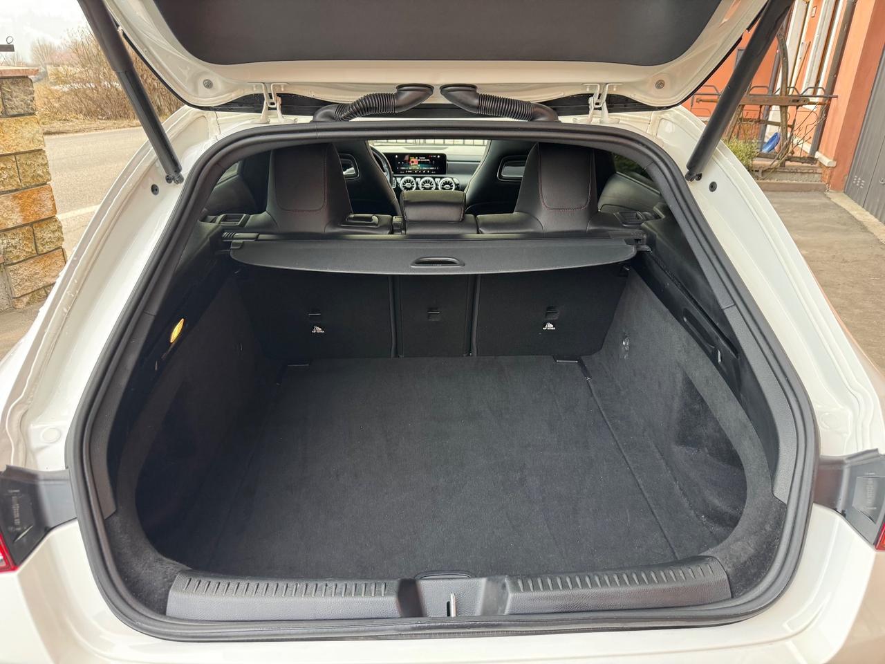 Mercedes-benz CLA 200 d Automatic Shooting Brake Premium AMG