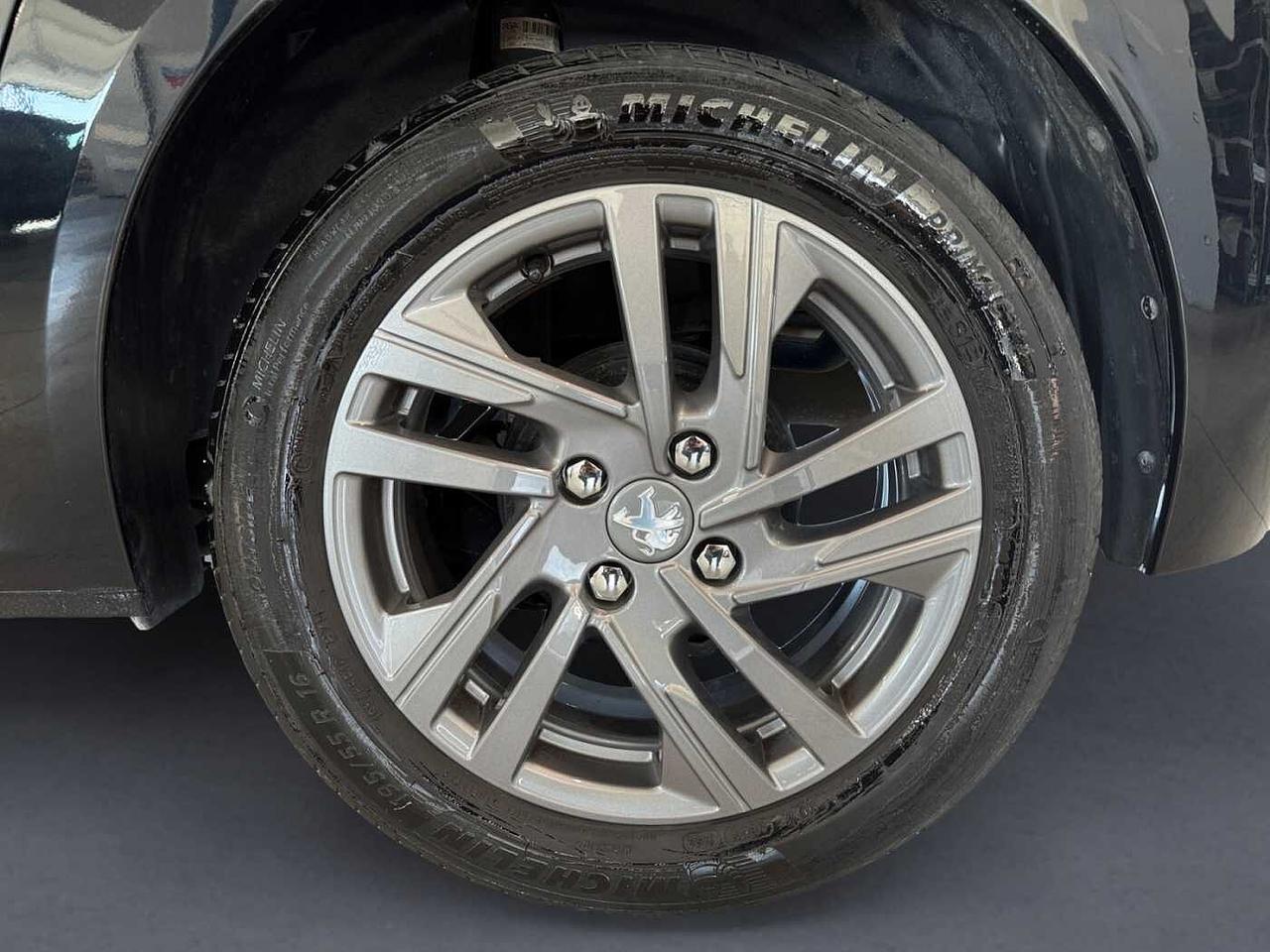 Peugeot 208 1.2 PureTech 75 CV Active Pack