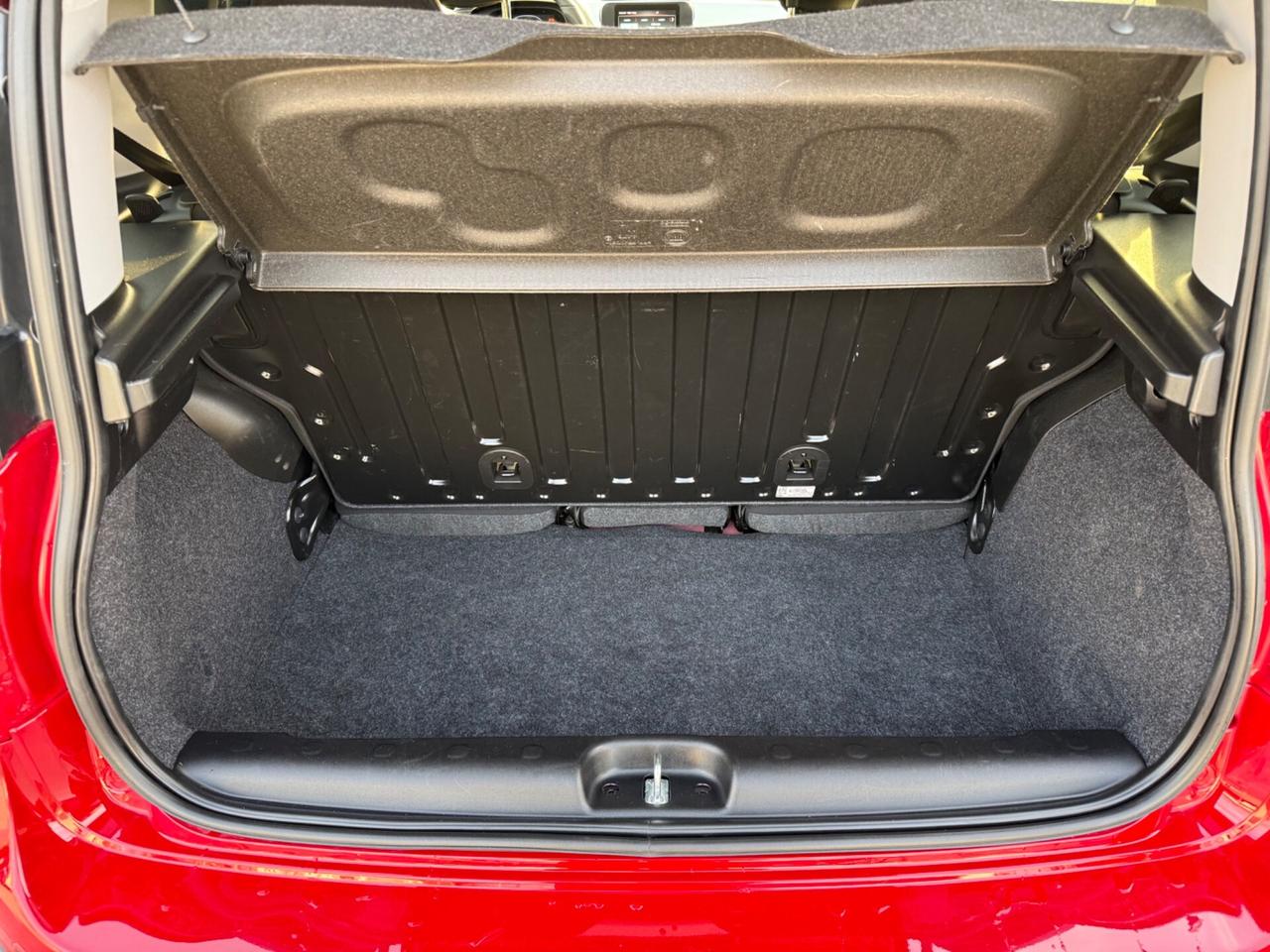 Fiat Panda CROSS 1.0 FireFly S&S Hybrid Pandina