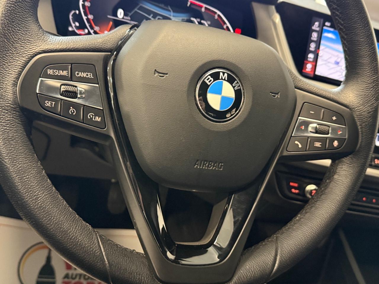 Bmw 118 118i 5p. Business Advantage VIRTUAL