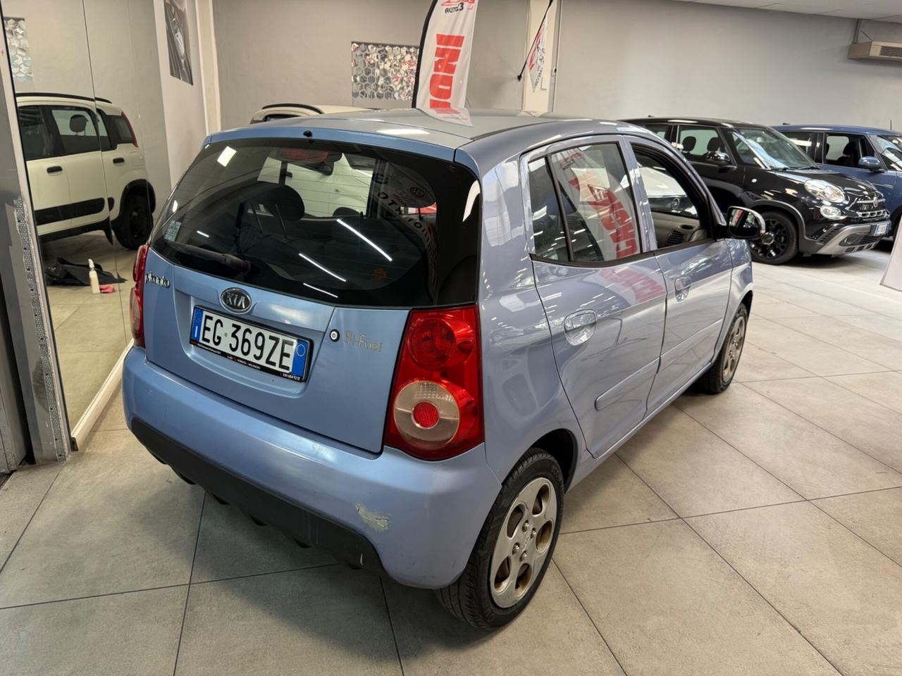 Kia Picanto 1.1 12V Trendy Bi-Fuel 63CV Ok Neopatentati