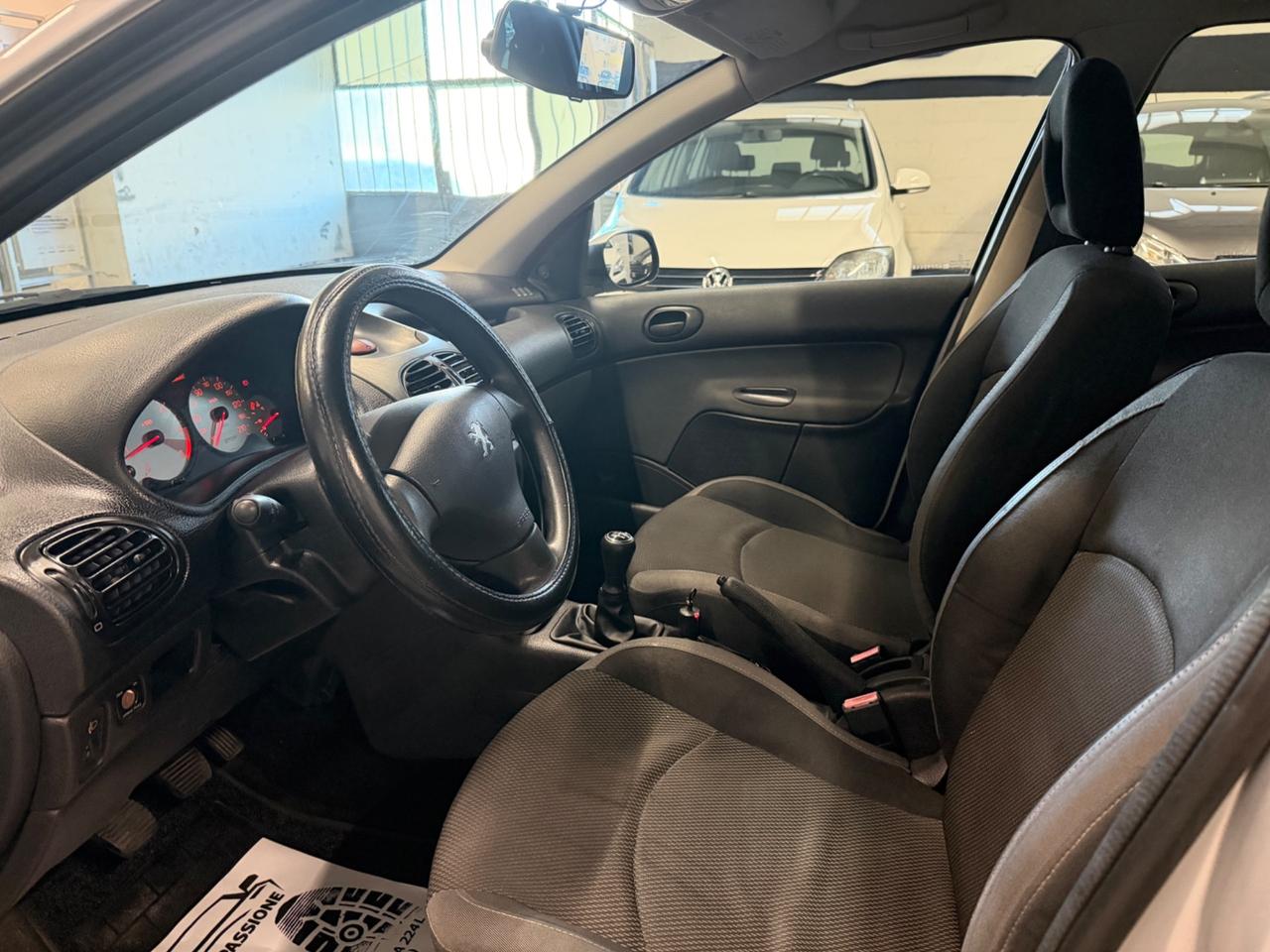 Peugeot 206 1.4 HDi 5p. Enfant Terrible