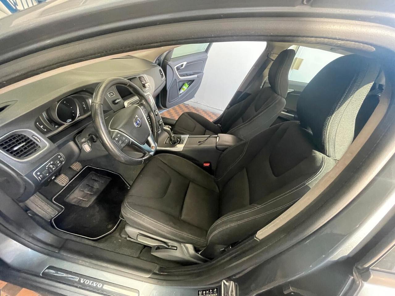 Volvo V60 D2 Summum