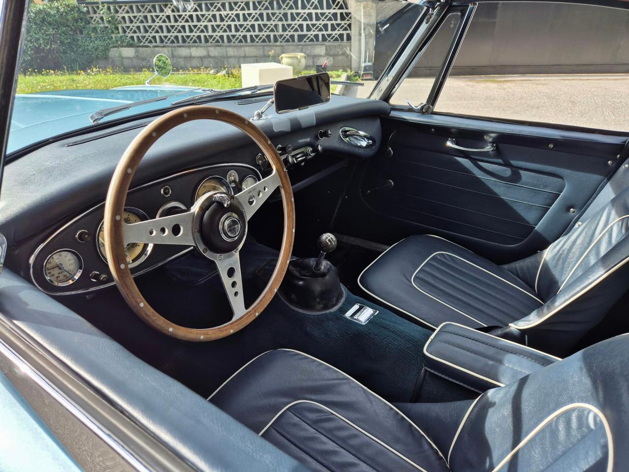 Austin Healey MKII 3000