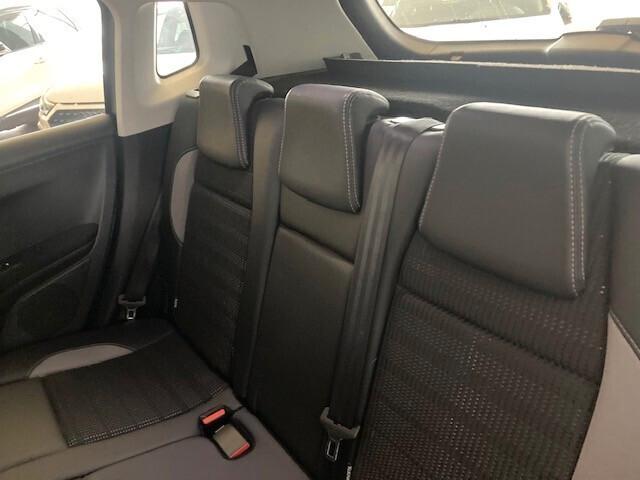 Peugeot 2008 1.6 e-HDi 92 CV Stop&Start Urban Cross