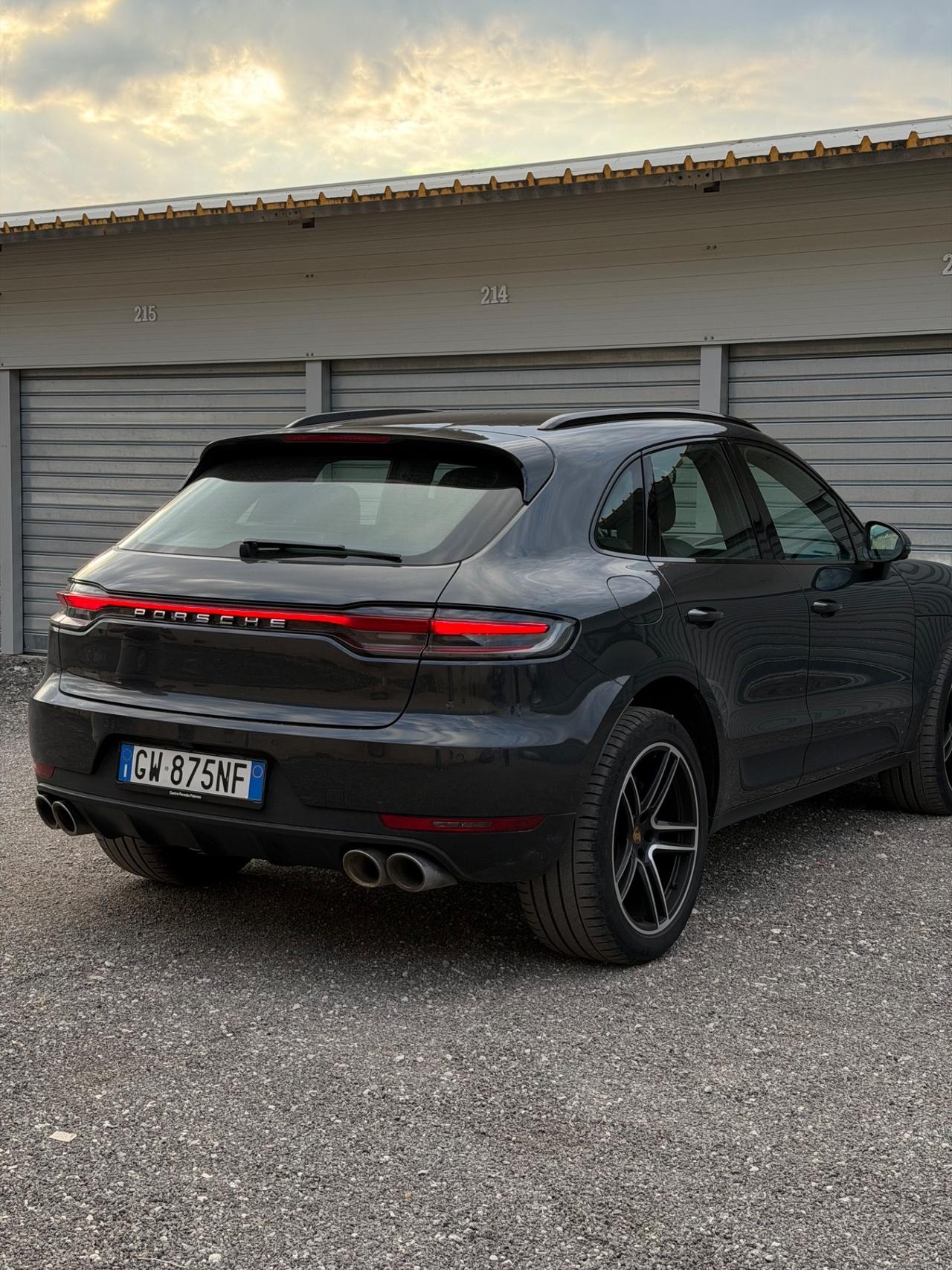 Porsche Macan S 353cv