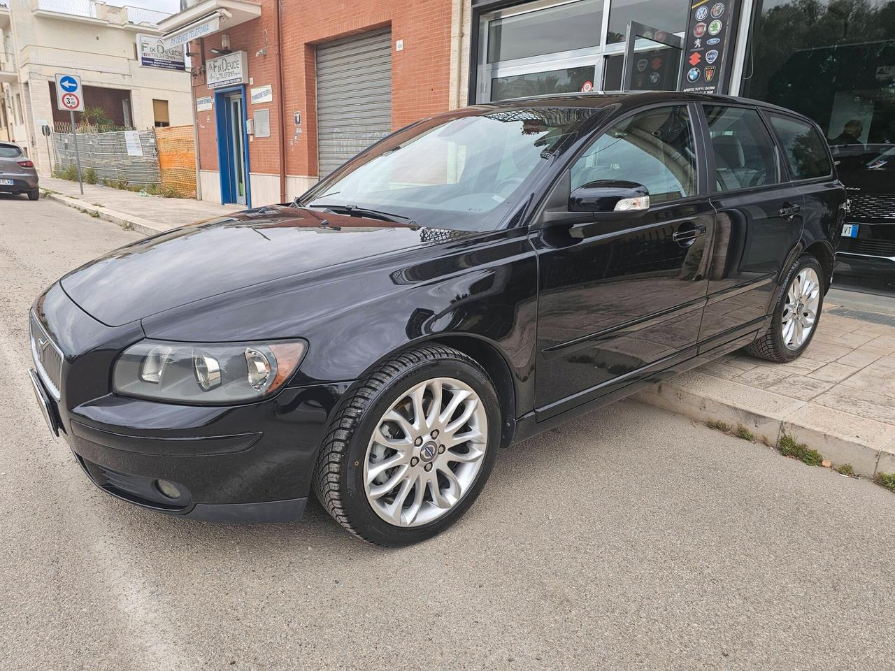 VOLVO V50 SW 2.0D 136CV MOMENTUM FULL