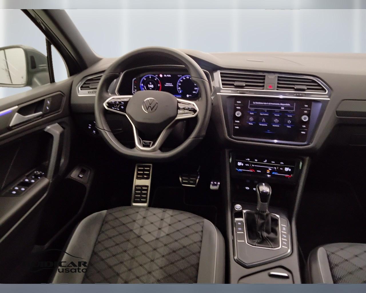 VOLKSWAGEN Tiguan II 2021 - Tiguan 2.0 tdi R-Line 150cv dsg