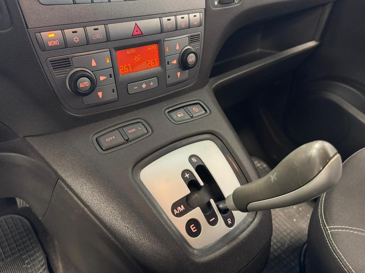 Lancia MUSA 1.3 Mjt 95 CV DFN Platinum