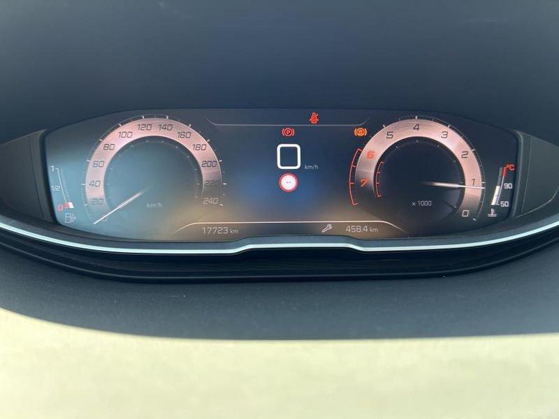 Peugeot 3008 PureTech Turbo 130 GT 17.700 KM!!