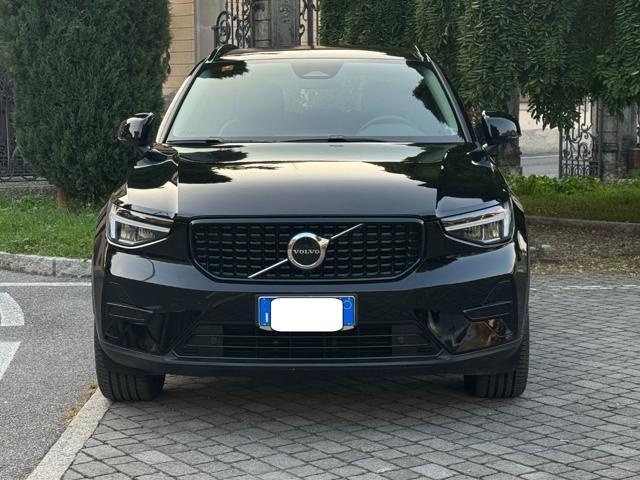 VOLVO XC40 B4 AWD automatico Plus Dark MY23