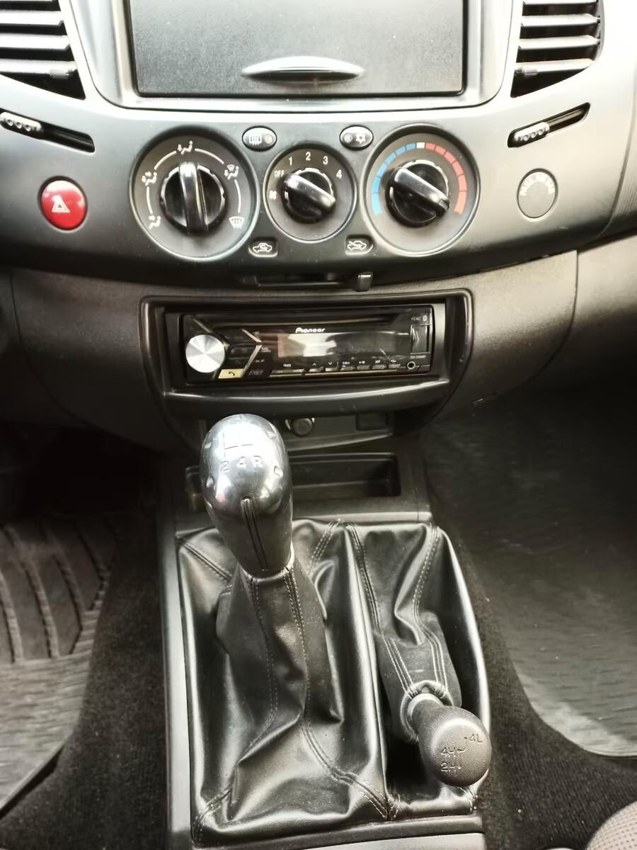 Mitsubishi L200 2.5 DI-D/136CV DC Intense DPF