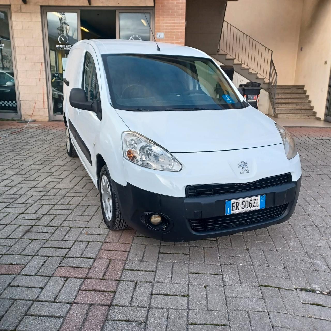 PARTNER 1.6 3 POSTI AUTOM MOTORE TOTALMENTE REVISIONATO