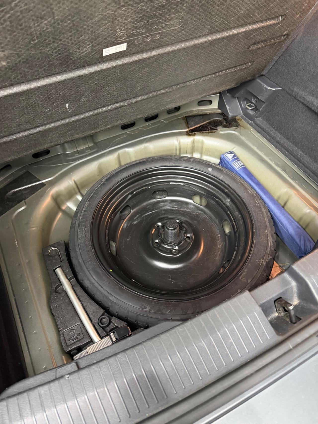 Volkswagen T-Roc 1.6 TDI SCR Business BlueMotion Technology