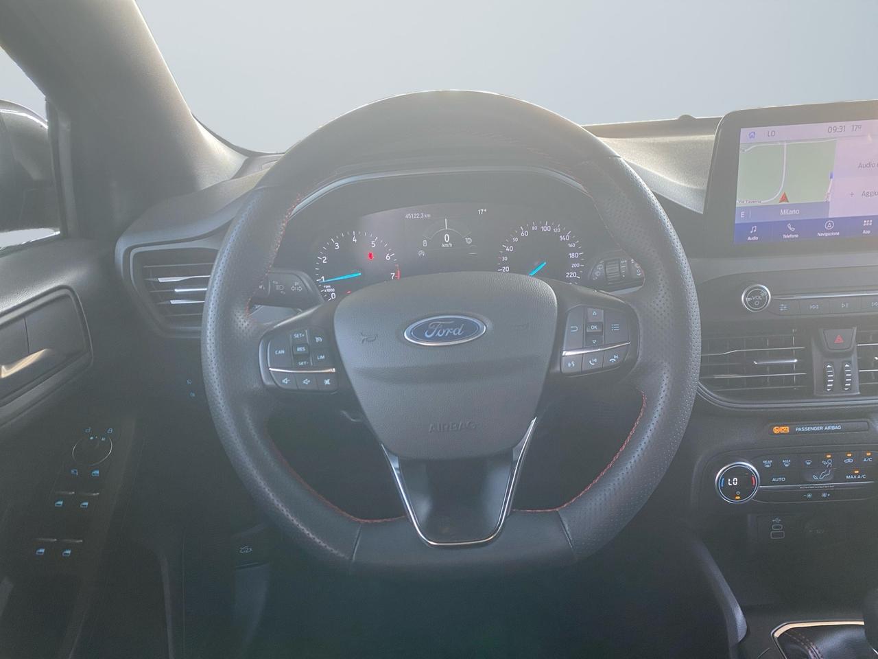 FORD Focus V 2022 - Focus 1.0 ecoboost h ST-Line Design 125cv