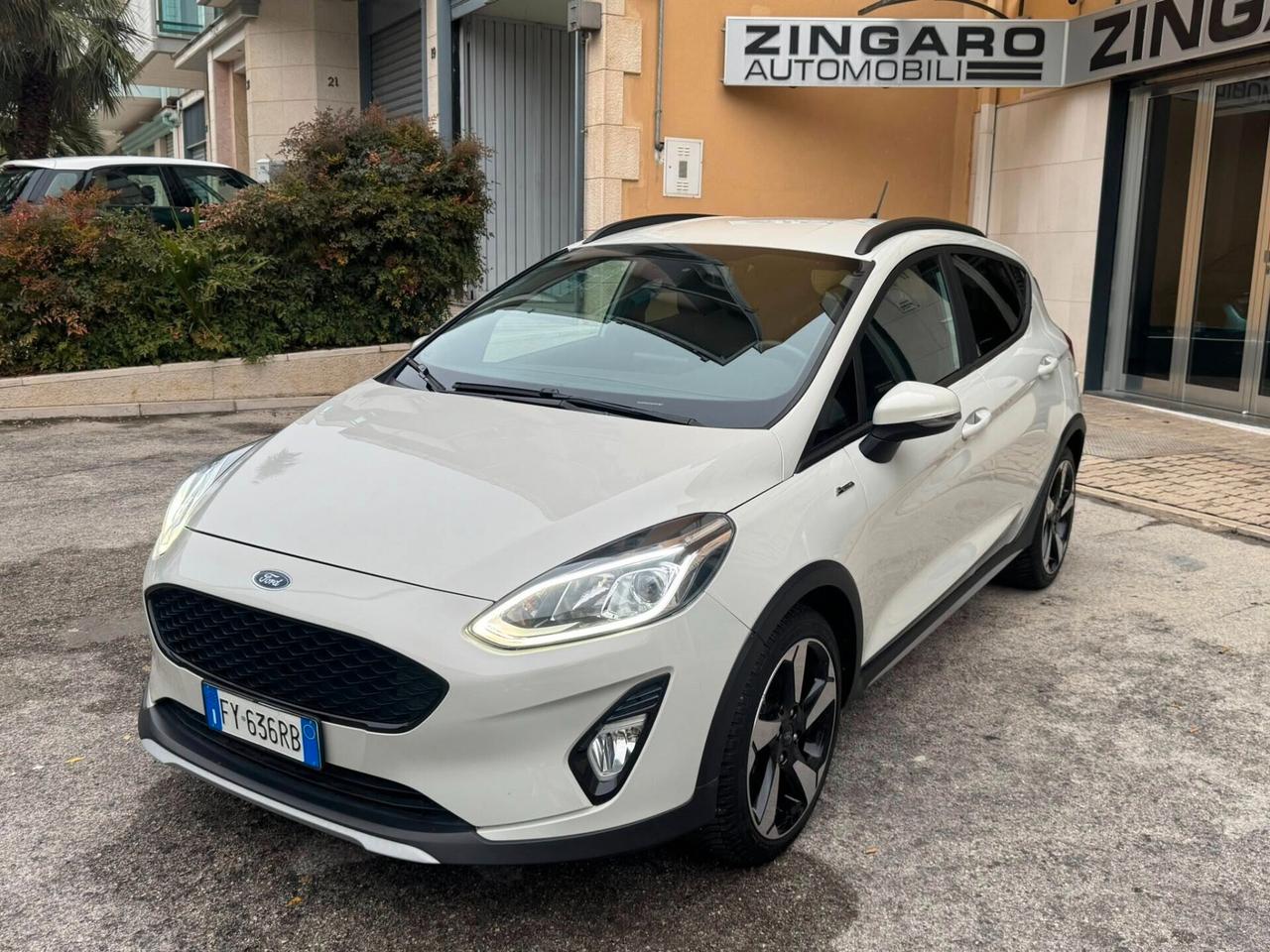 FORD FIESTA 1.5 TDCI 85 CV. NAVI+CERCHI+BIXENO