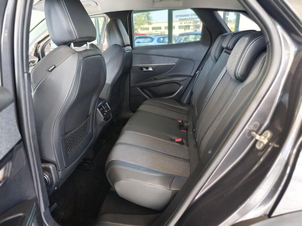 Peugeot 3008 BlueHDi 130 S&S EAT8 Allure Pack