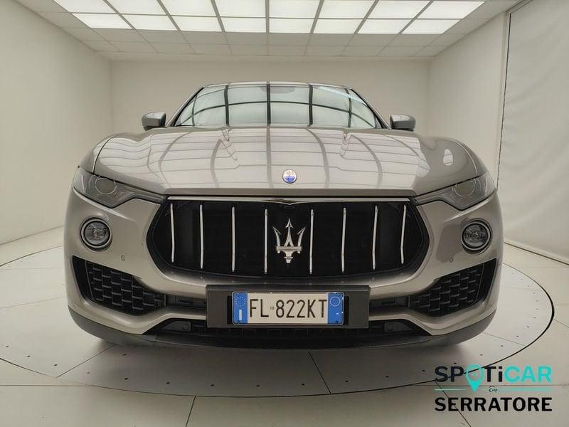 Maserati Levante 3.0 V6 275cv auto