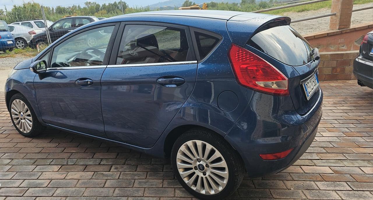 Ford Fiesta Fiesta 1.4 5 porte Bz.- GPL