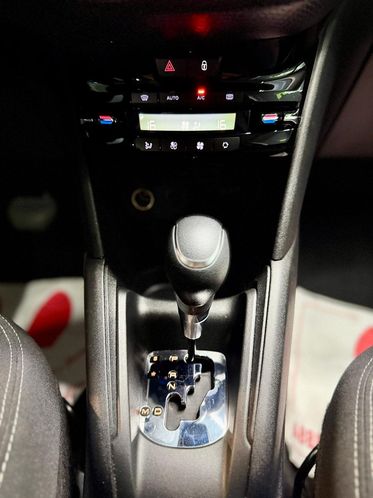 Peugeot 208 PureTech Turbo 110 EAT6 S&S 5 porte Allure