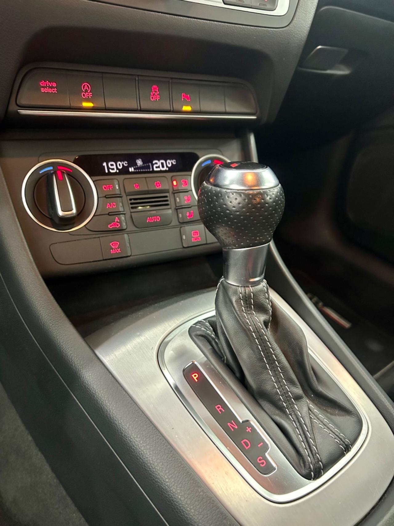 Audi Q3 2.0 TDI S tronic S-Line FINANZIABILE