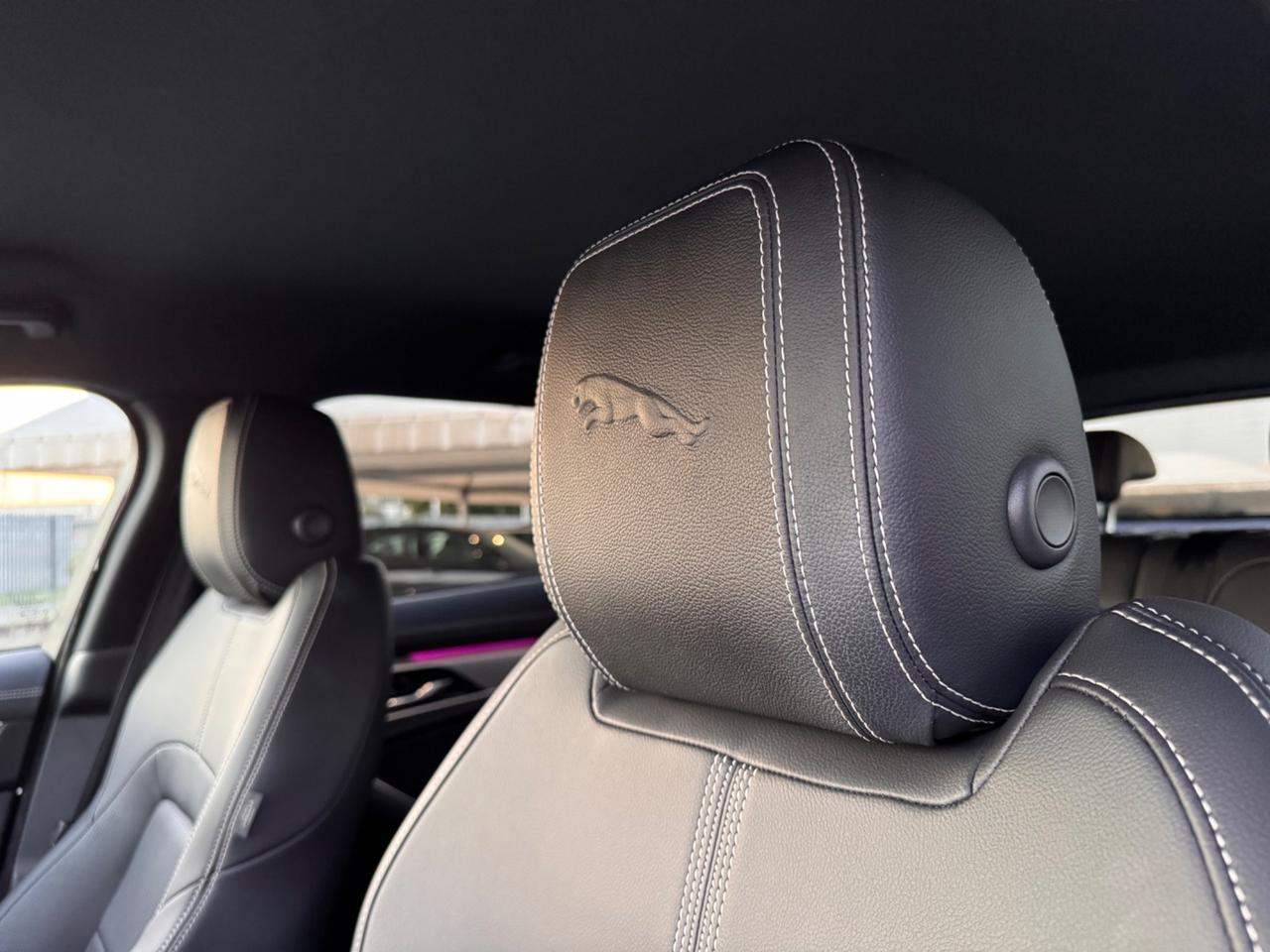 Jaguar F-Pace 2.0 D 163 CV AWD aut. R-Dynamic SE