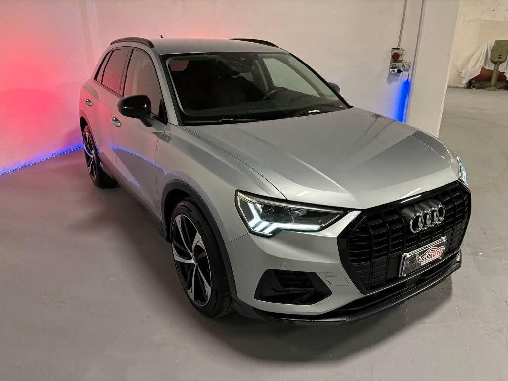 Audi Q3 35 TDI S tronic sport//.-