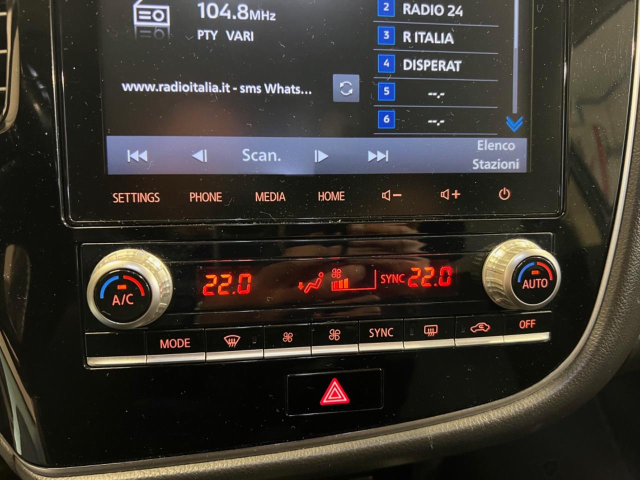 Mitsubishi Outlander 2.4 MIVEC 4WD PHEV Instyle Plus SDA