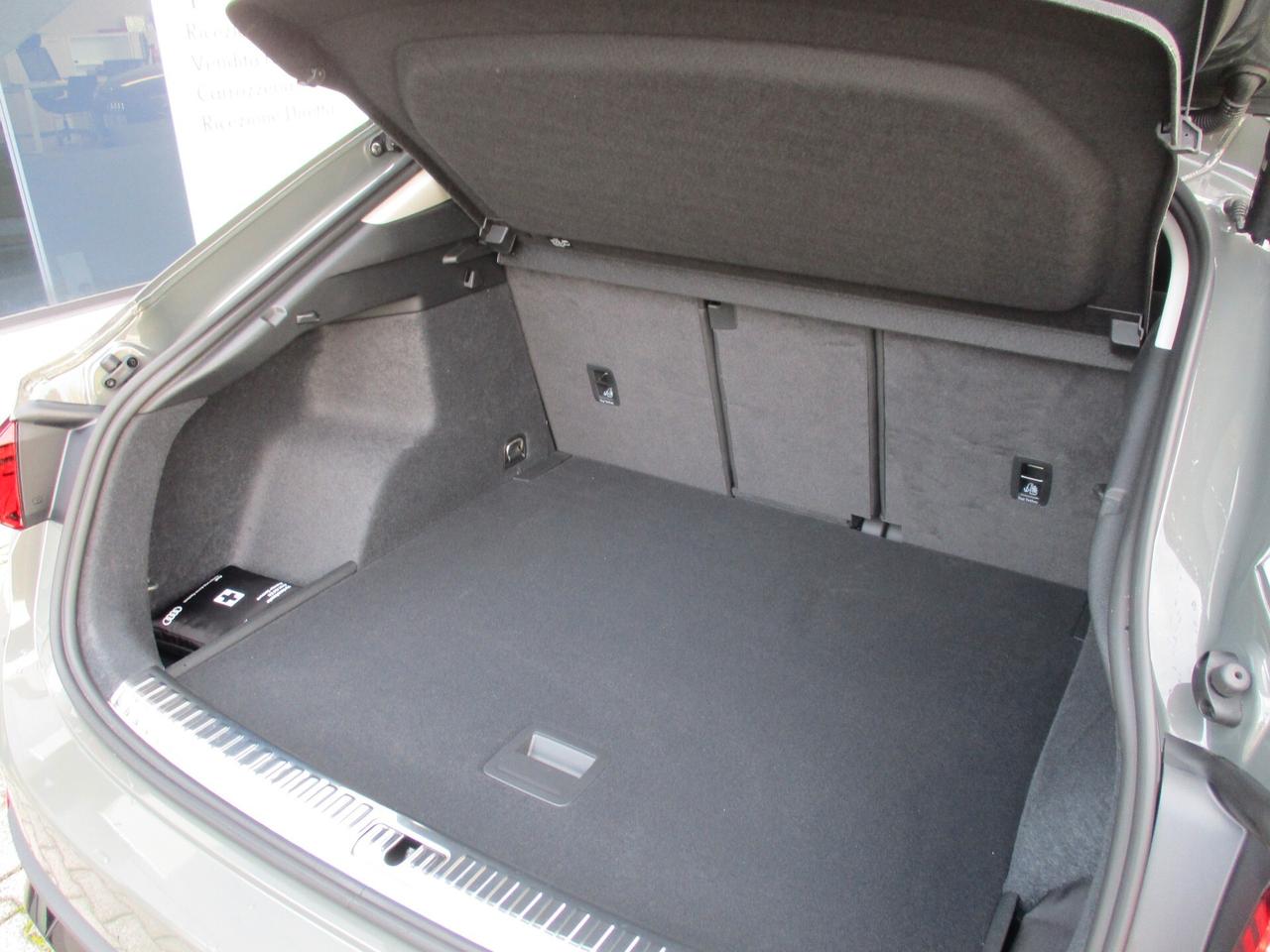 Audi Q3 35 TDI S tronic line edition