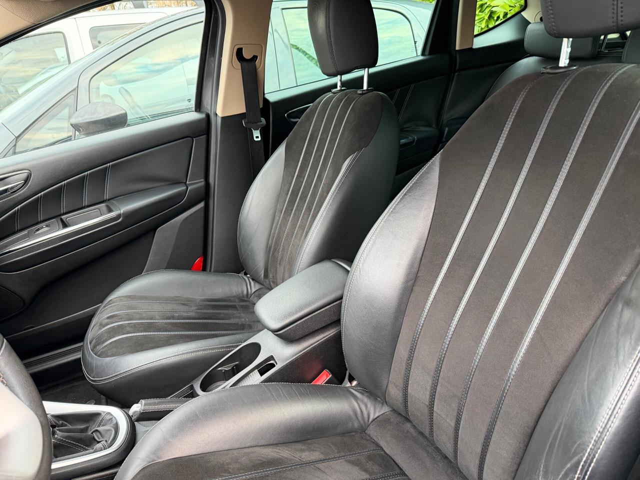 Lancia Delta 1.6 Diesel Neopatentati