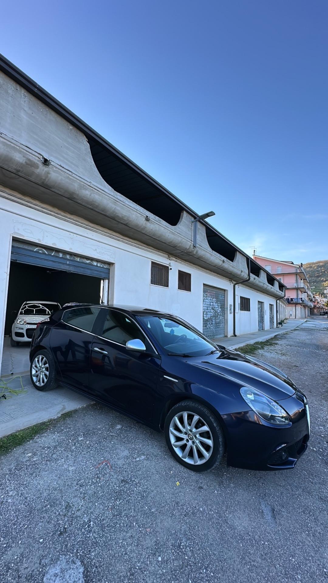 Alfa Romeo Giulietta 1.6 JTDm-2 105 CV Exclusive