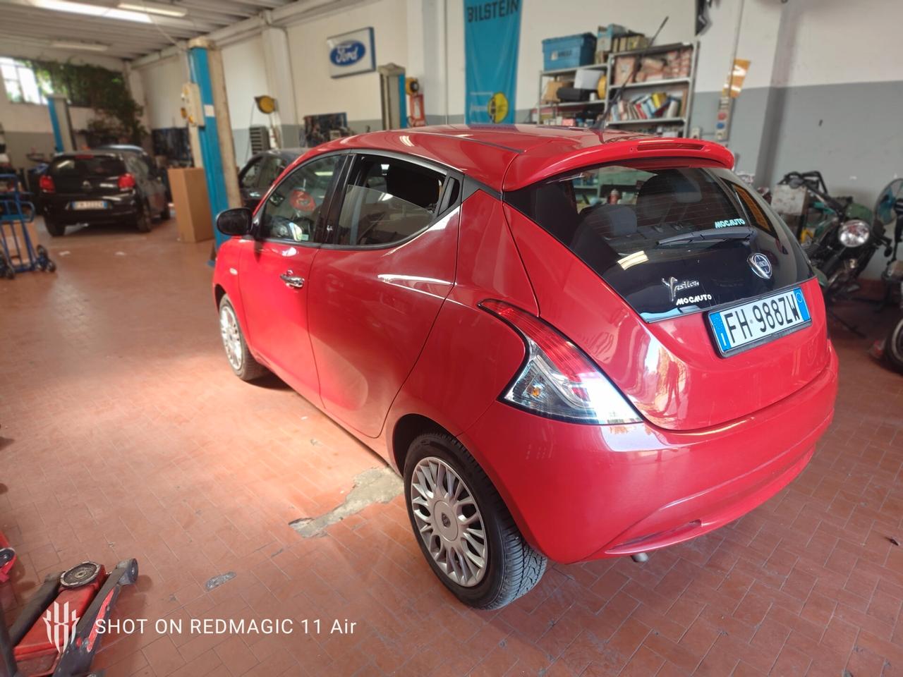 Lancia Ypsilon 1.2 69 CV 5 porte